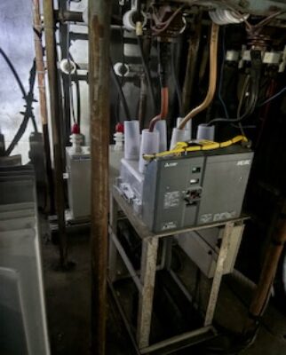 VCBの更新時期、故障の前兆とリスクについて
